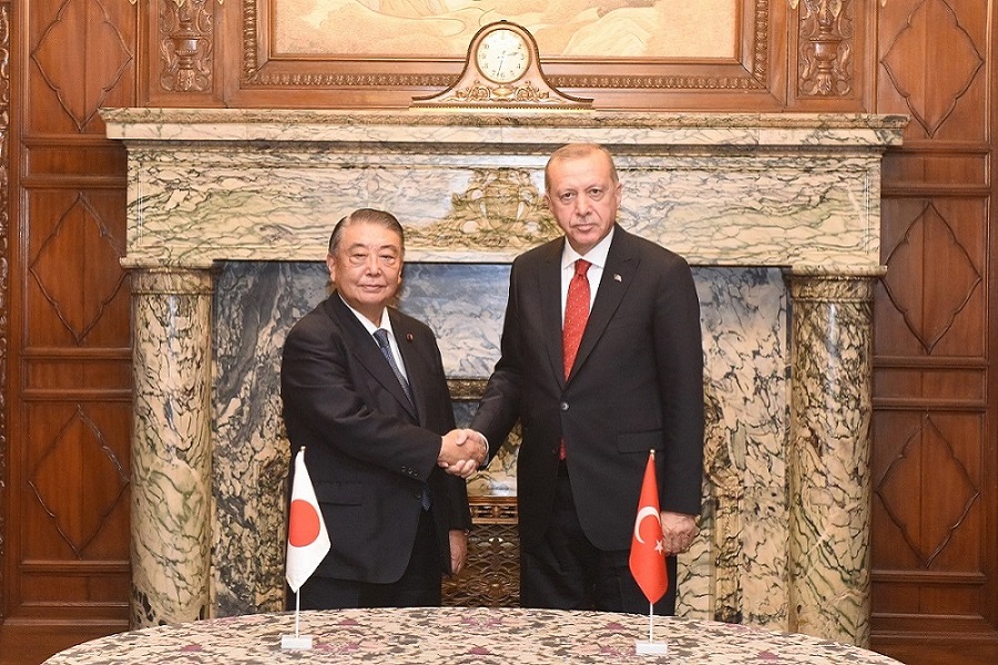 Turkish President visits Speaker Oshima: Click on the title or picture to display topic details.