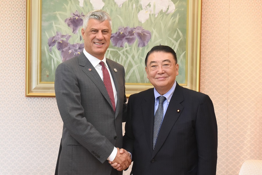President of Kosovo visits Speaker Oshima: Click on the title or picture to display topic details.