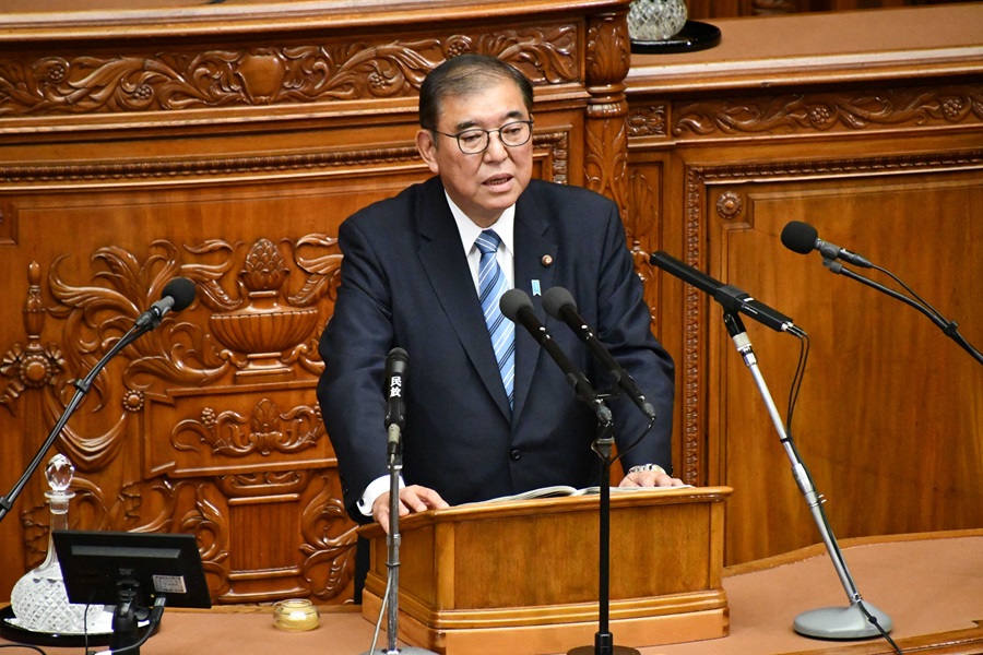 Prime Minister ISHIBA Shigeru's address on general policy — The 216th Extraordinary Session of the Diet —: Click on the title or picture to display topic details.