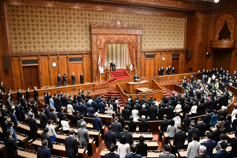 The Opening Ceremony of the 216th Diet: Click on the title or picture to display topic details.