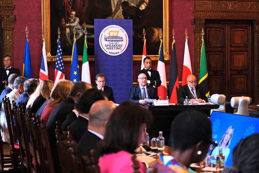The 22st G7 Speakers' Meeting: Click on the title or picture to display topic details.