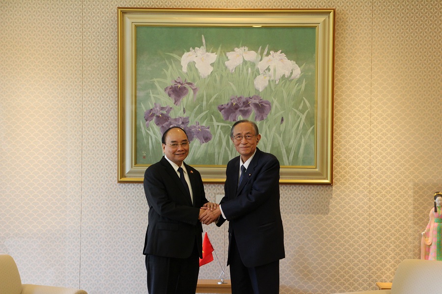Vietnamese President visits Speaker Hosoda: Click on the title or picture to display topic details.