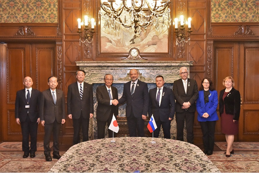 Slovenian National Council President visits the House: Click on the title or picture to display topic details.