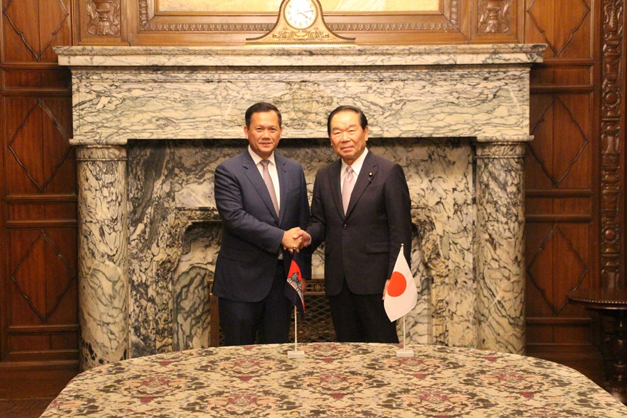 Cambodian Prime Minister visits Speaker Nukaga: Click on the title or picture to display topic details.