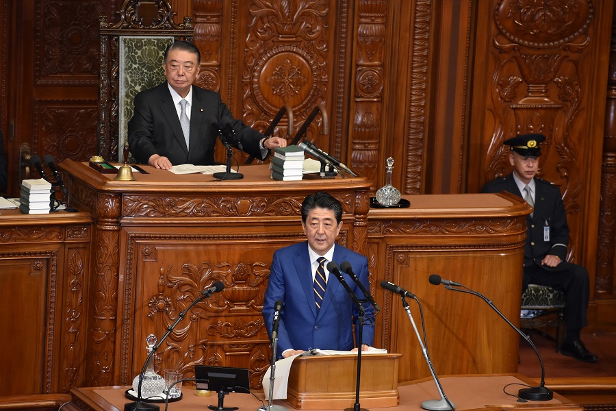 Prime Minister ABE Shinzo's address on general policy — The 201st Ordinary Session of the Diet —: Click on the picture to display topic details.