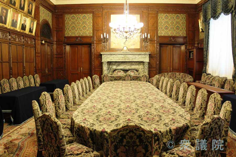 Drawing Room of the Speaker of the House of Representatives:Click on the picture to enlarge it.