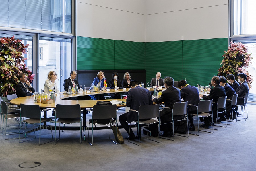The 20th G7 Speakers' Meeting 13:Click on the picture to enlarge it.