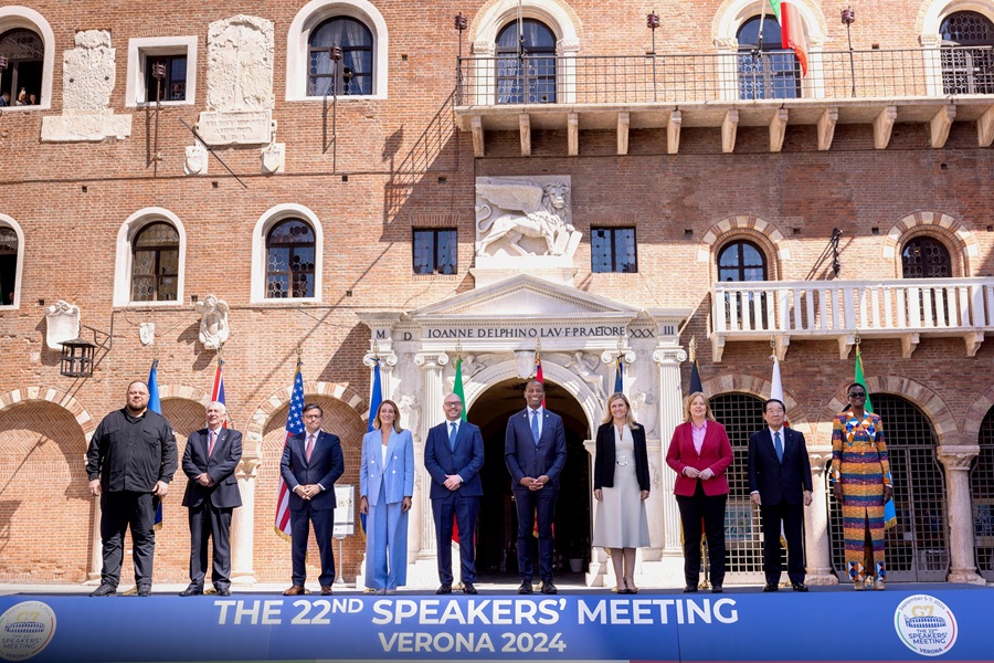 The 22nd G7 Speakers' Meeting 3:Click on the picture to enlarge it.