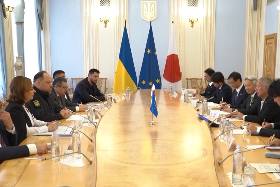 �X�O�c�@�c���̃E�N���C�i�e�P�K��P�@�N���b�N����Ɗg��ʐ^���������������܂�