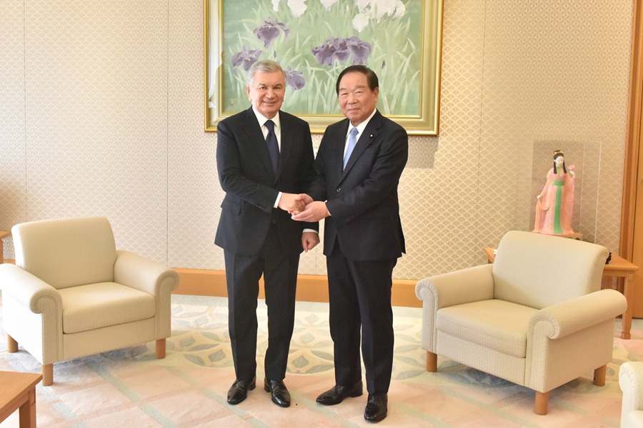 �E�Y�x�L�X�^�����a���哝�̈�s�̏O�c�@�K��@�N���b�N����Ɗg��ʐ^���������������܂�