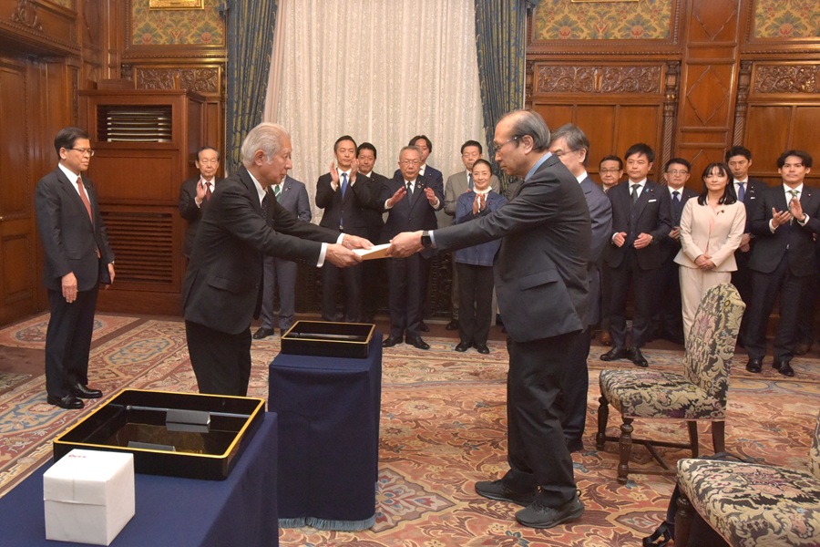 �k�씎�m�\������^
�̎ʐ^�Q�@�N���b�N����Ɗg��ʐ^���������������܂�